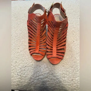 Vince Camuto Eliana orange Coral‎ Cage peep toe high Heels 7.5